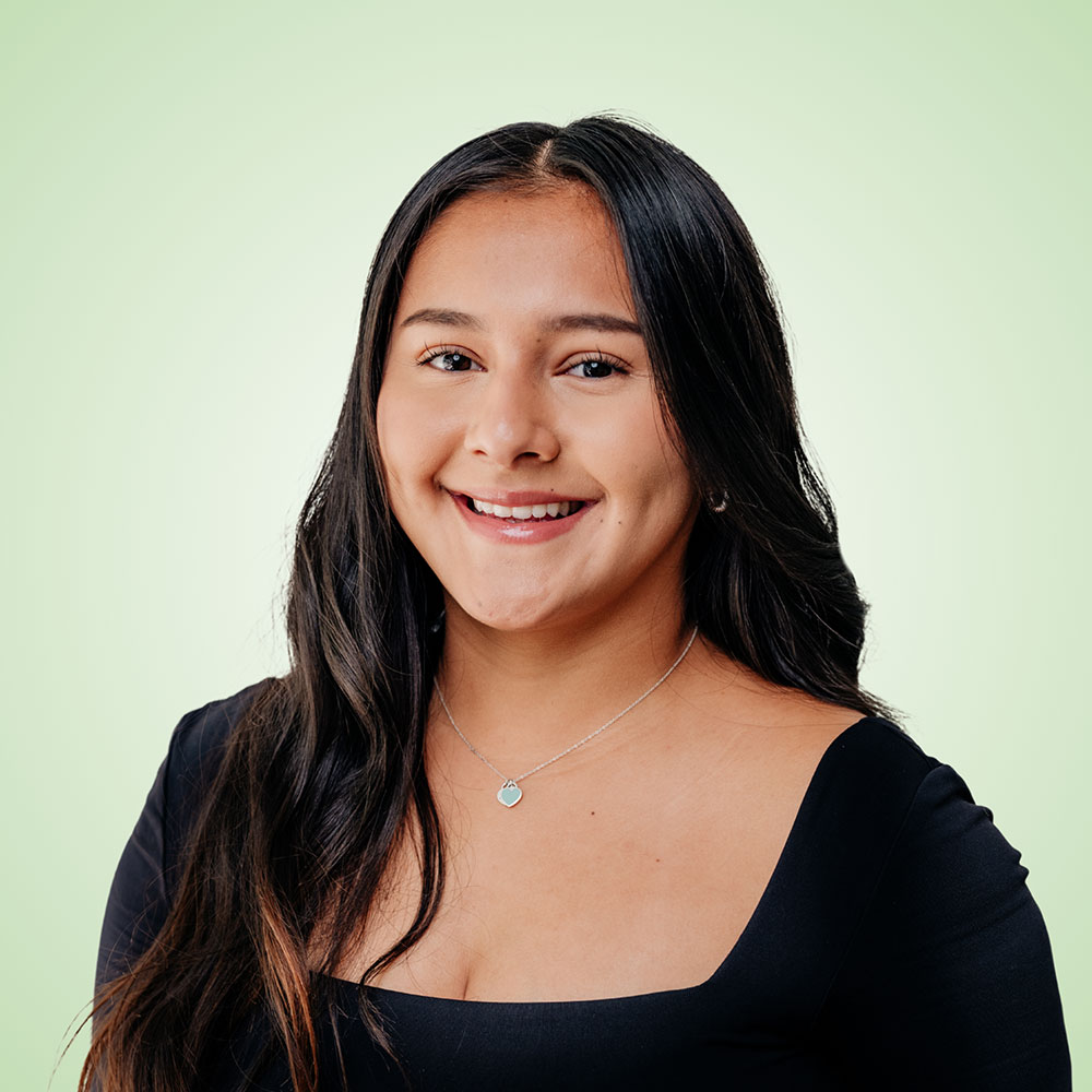 Maria, Dental Assistant at Enamyl Dentistry in Arlington, VA